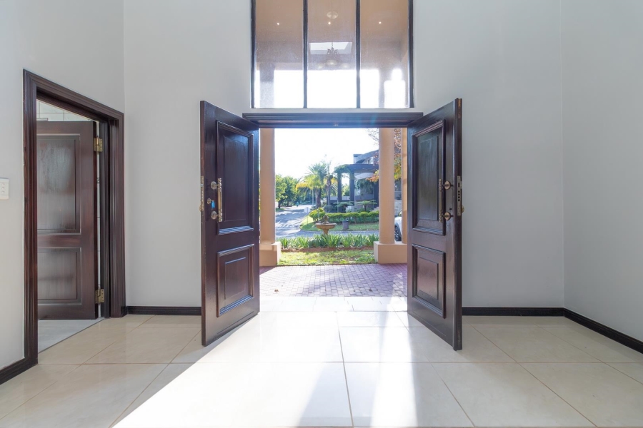 5 Bedroom Property for Sale in Kyalami Estates Gauteng