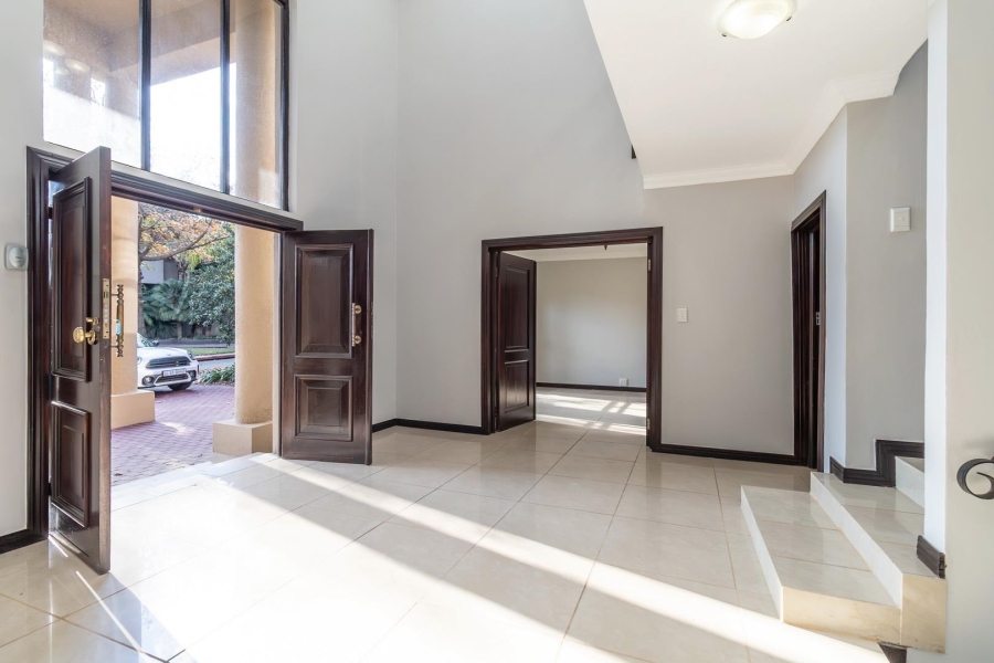 5 Bedroom Property for Sale in Kyalami Estates Gauteng