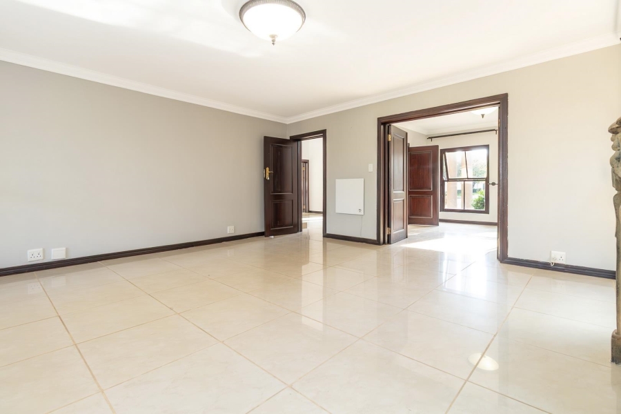 5 Bedroom Property for Sale in Kyalami Estates Gauteng