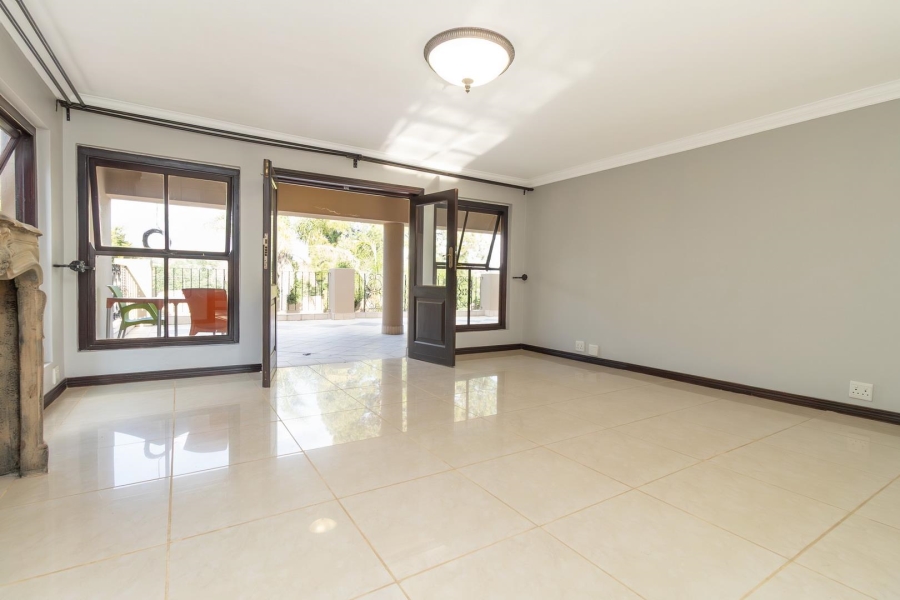 5 Bedroom Property for Sale in Kyalami Estates Gauteng