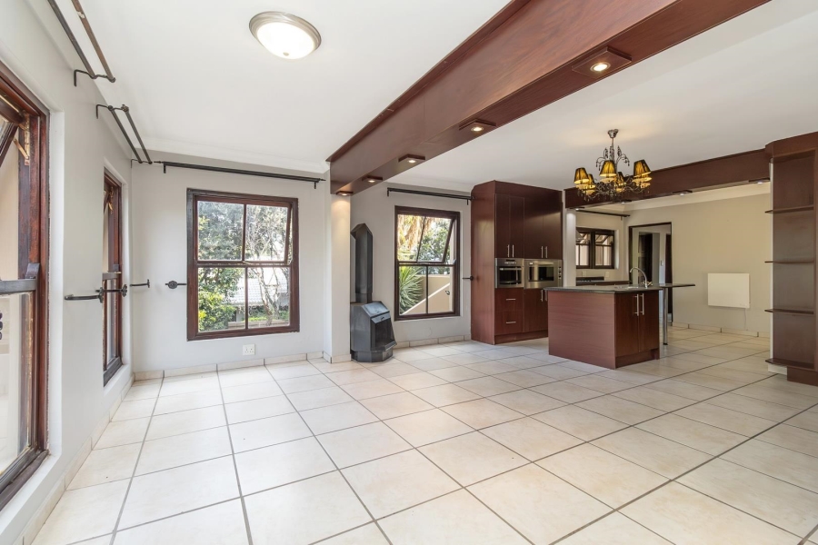 5 Bedroom Property for Sale in Kyalami Estates Gauteng