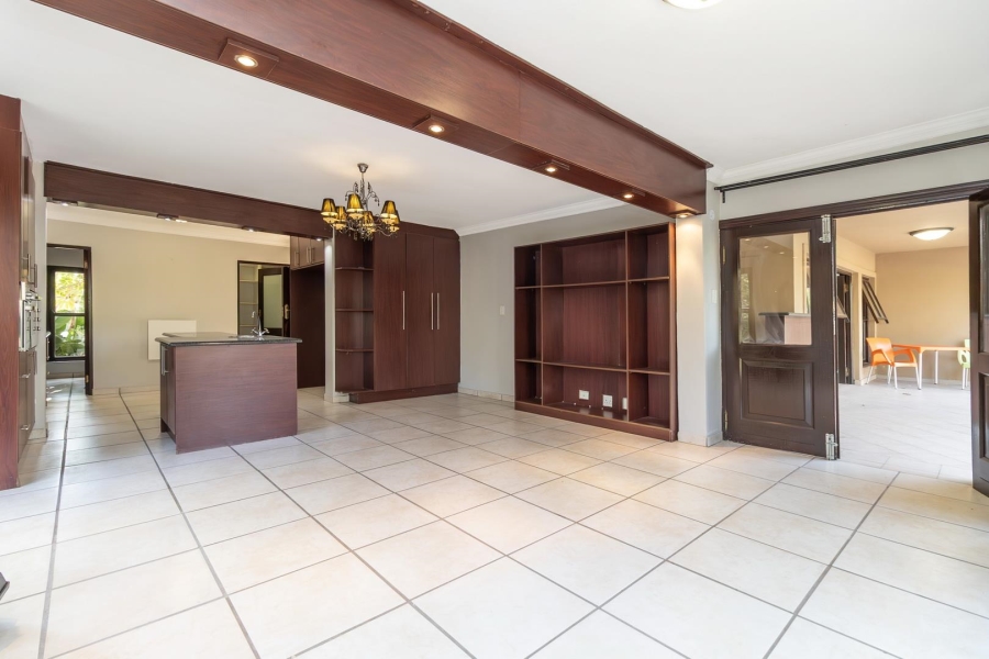 5 Bedroom Property for Sale in Kyalami Estates Gauteng