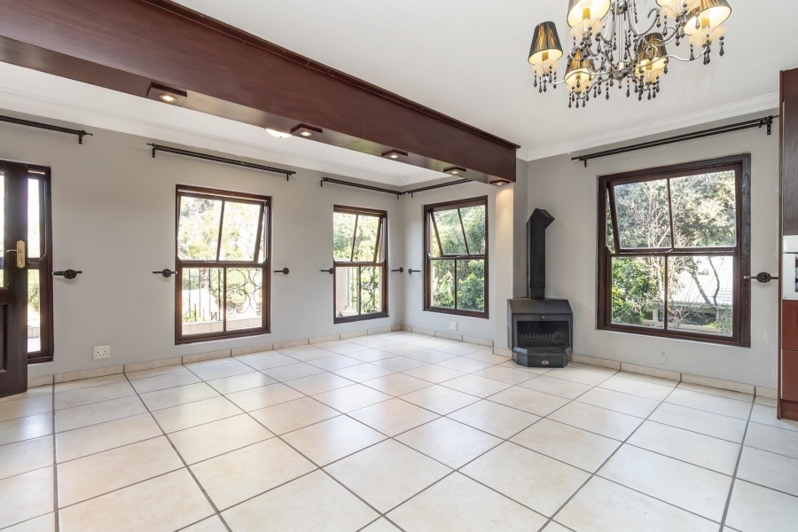 5 Bedroom Property for Sale in Kyalami Estates Gauteng