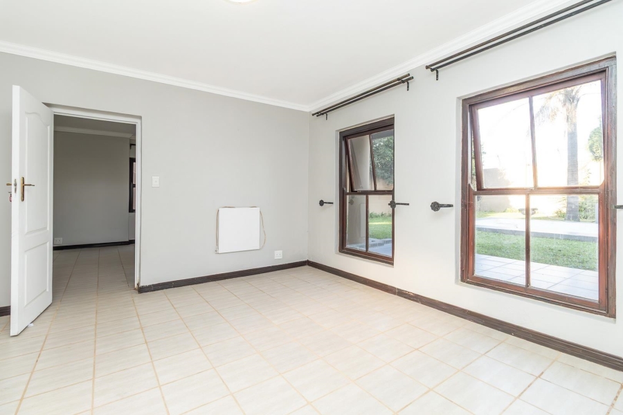 5 Bedroom Property for Sale in Kyalami Estates Gauteng