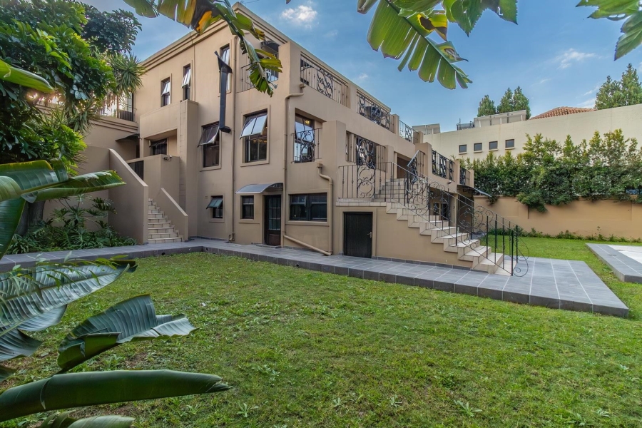 5 Bedroom Property for Sale in Kyalami Estates Gauteng