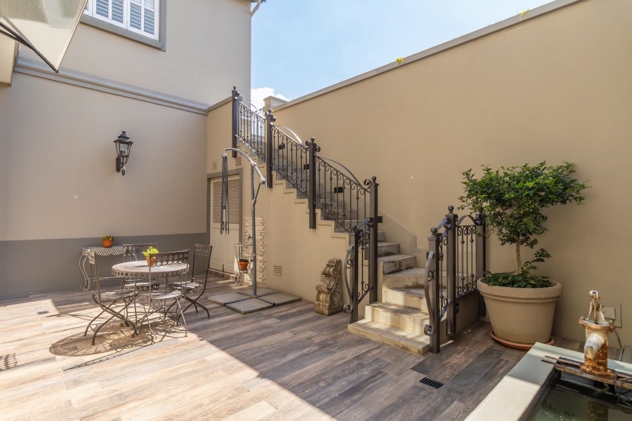 4 Bedroom Property for Sale in Waterfall Country Estate Gauteng
