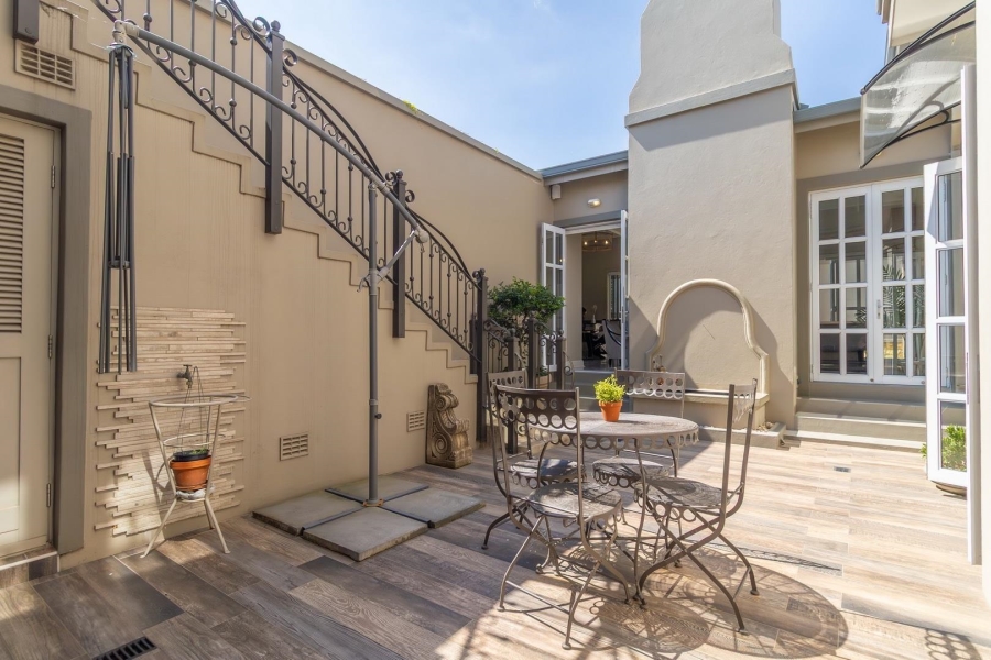4 Bedroom Property for Sale in Waterfall Country Estate Gauteng
