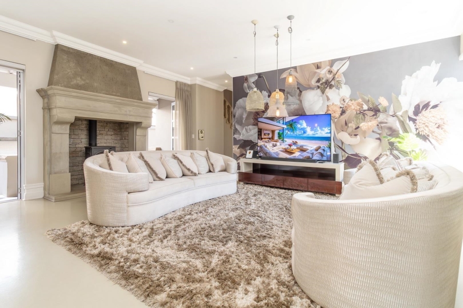 4 Bedroom Property for Sale in Waterfall Country Estate Gauteng