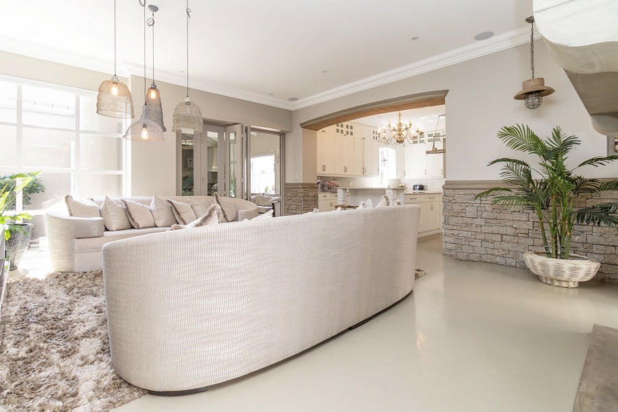 4 Bedroom Property for Sale in Waterfall Country Estate Gauteng