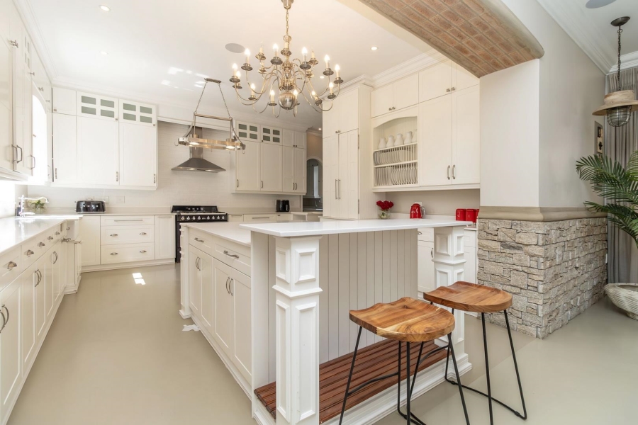 4 Bedroom Property for Sale in Waterfall Country Estate Gauteng