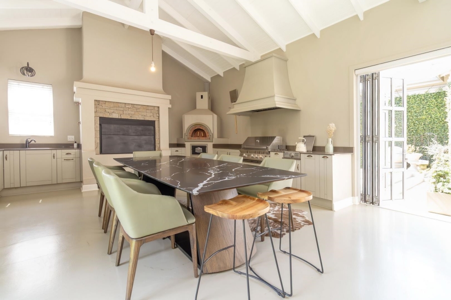 4 Bedroom Property for Sale in Waterfall Country Estate Gauteng