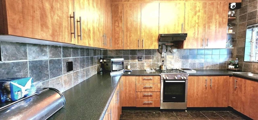 3 Bedroom Property for Sale in Florentia Gauteng