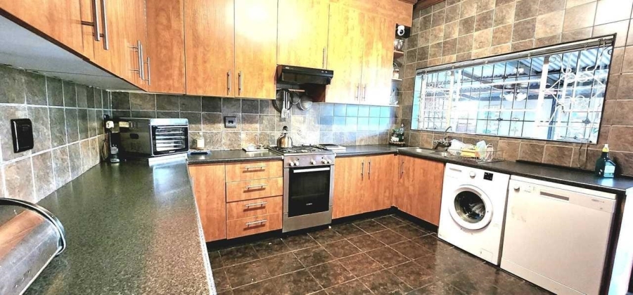 3 Bedroom Property for Sale in Florentia Gauteng