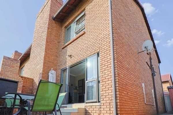 2 Bedroom Property for Sale in Florentia Gauteng