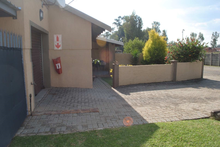 2 Bedroom Property for Sale in Riversdale Gauteng