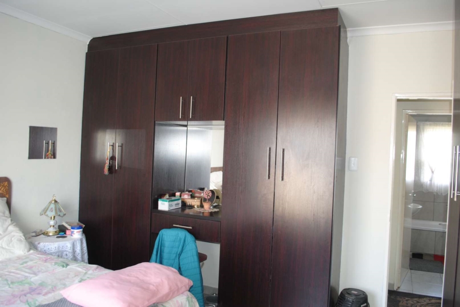 2 Bedroom Property for Sale in Riversdale Gauteng