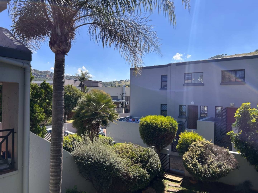 2 Bedroom Property for Sale in Bassonia Gauteng