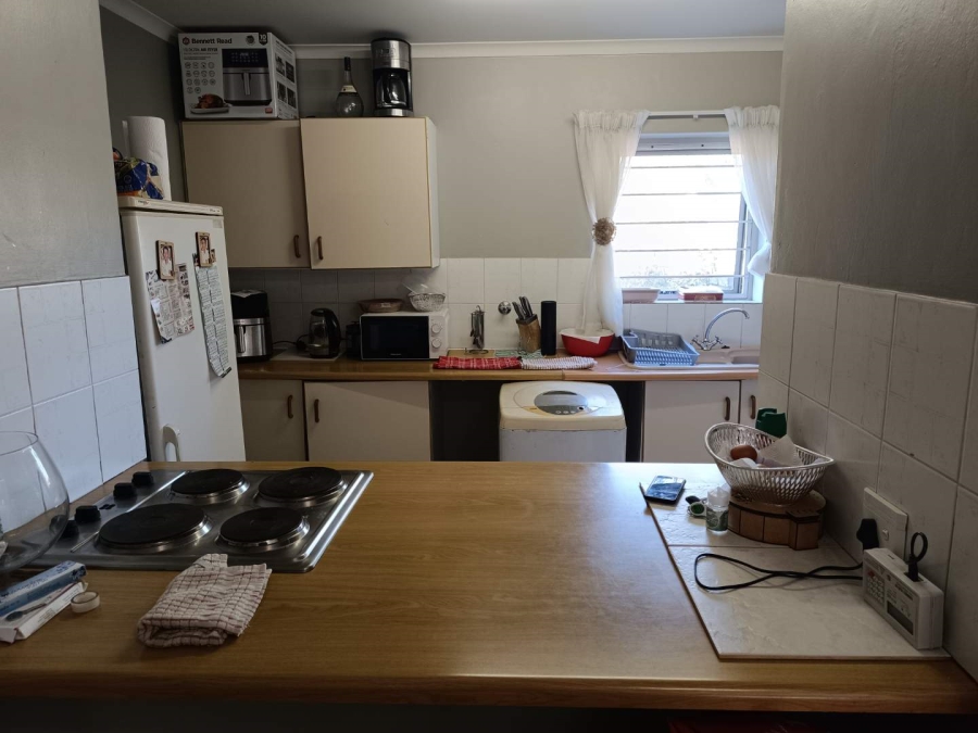 2 Bedroom Property for Sale in Die Hoewes Gauteng