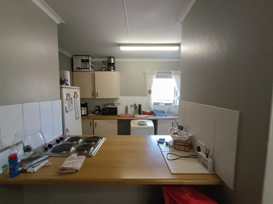 2 Bedroom Property for Sale in Die Hoewes Gauteng