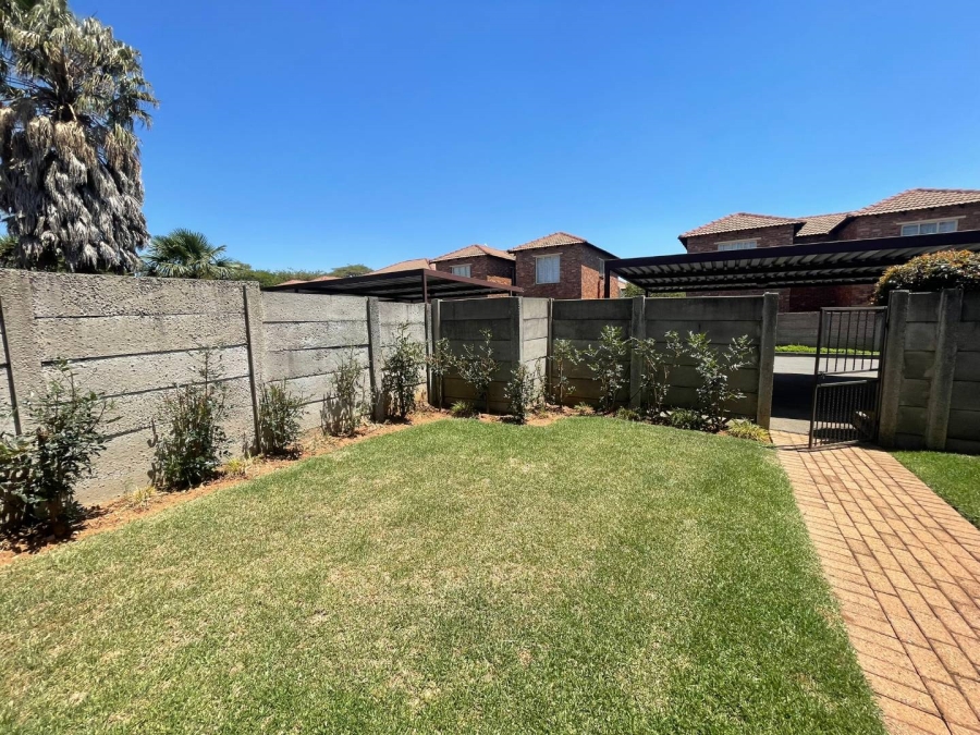 2 Bedroom Property for Sale in Florida Glen Gauteng