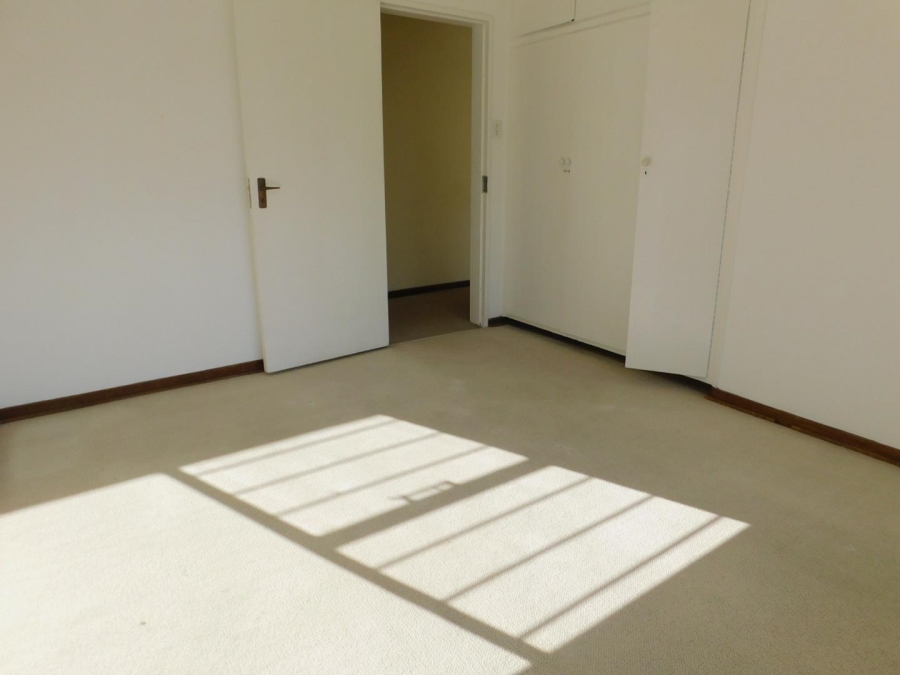 To Let 4 Bedroom Property for Rent in Bryanston Gauteng