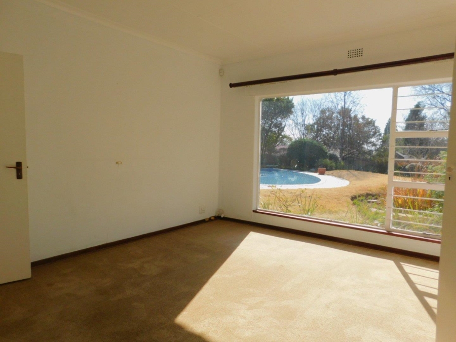 To Let 4 Bedroom Property for Rent in Bryanston Gauteng