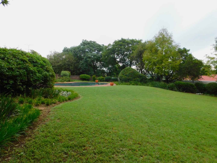 To Let 4 Bedroom Property for Rent in Bryanston Gauteng