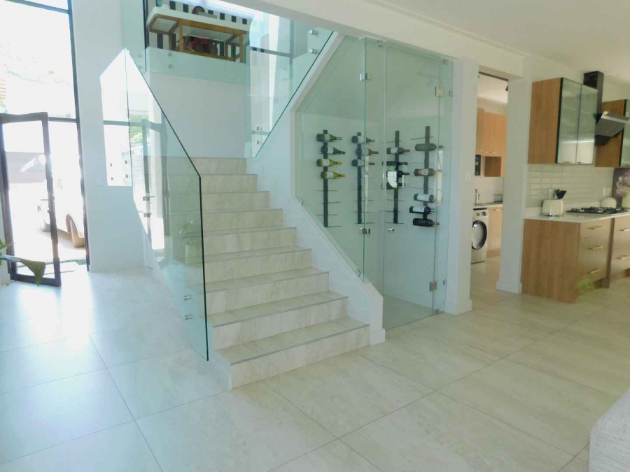 To Let 3 Bedroom Property for Rent in Bryanston Gauteng