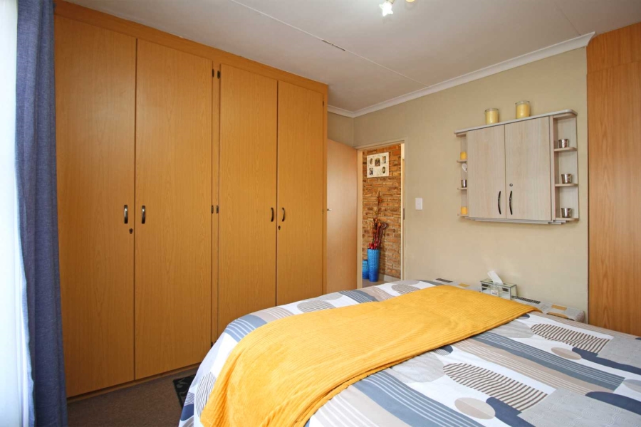 2 Bedroom Property for Sale in Krugersdorp North Gauteng