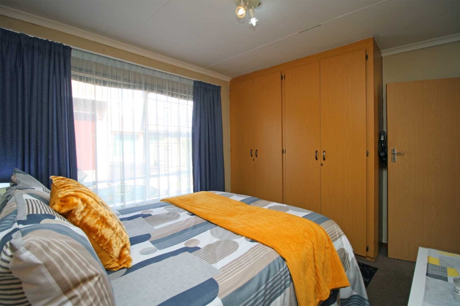 2 Bedroom Property for Sale in Krugersdorp North Gauteng