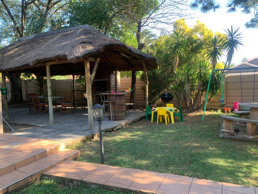 3 Bedroom Property for Sale in Birchleigh North Gauteng