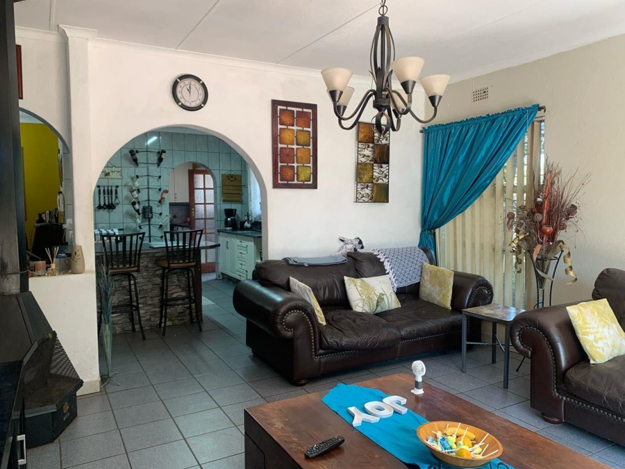 3 Bedroom Property for Sale in Birchleigh North Gauteng