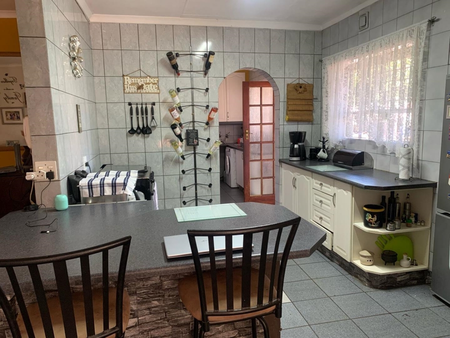3 Bedroom Property for Sale in Birchleigh North Gauteng