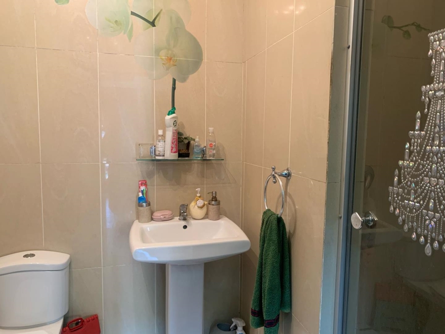 3 Bedroom Property for Sale in Birchleigh North Gauteng
