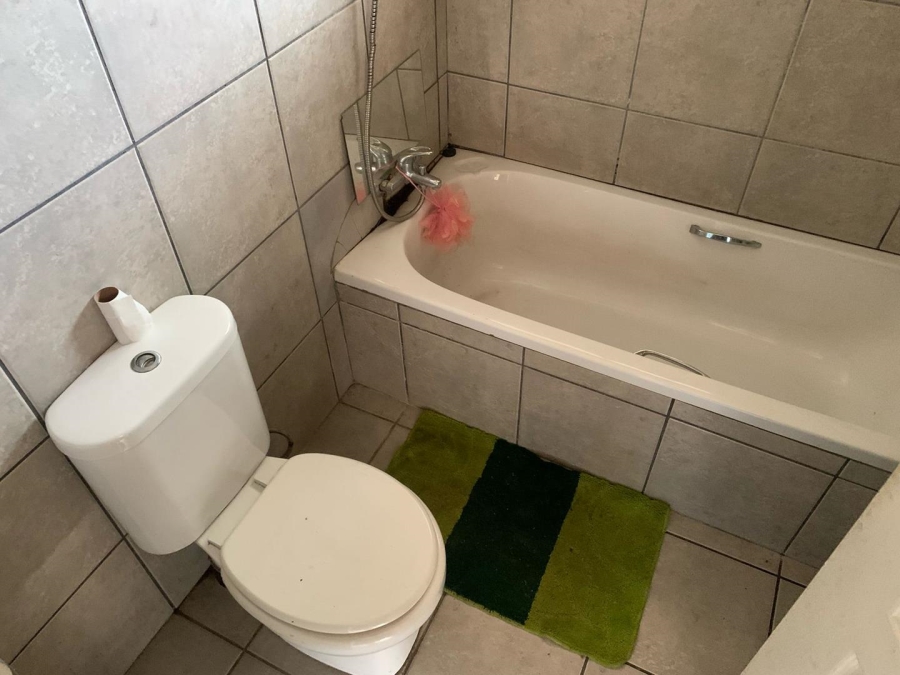 3 Bedroom Property for Sale in Birchleigh North Gauteng