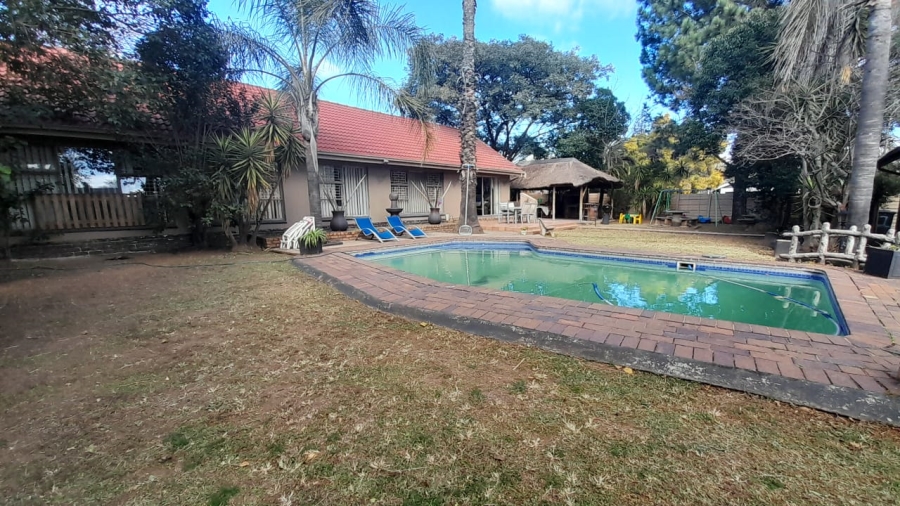 3 Bedroom Property for Sale in Birchleigh North Gauteng