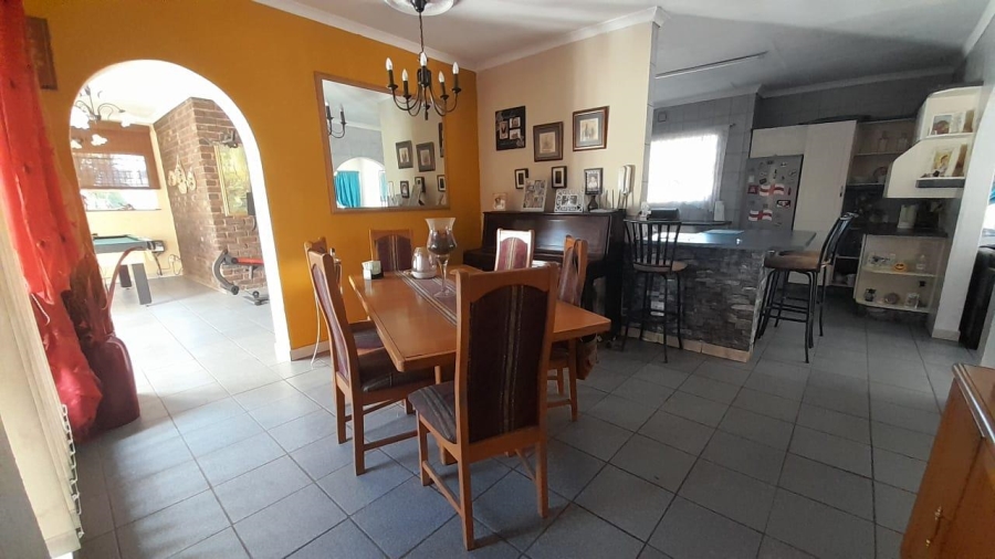 3 Bedroom Property for Sale in Birchleigh North Gauteng