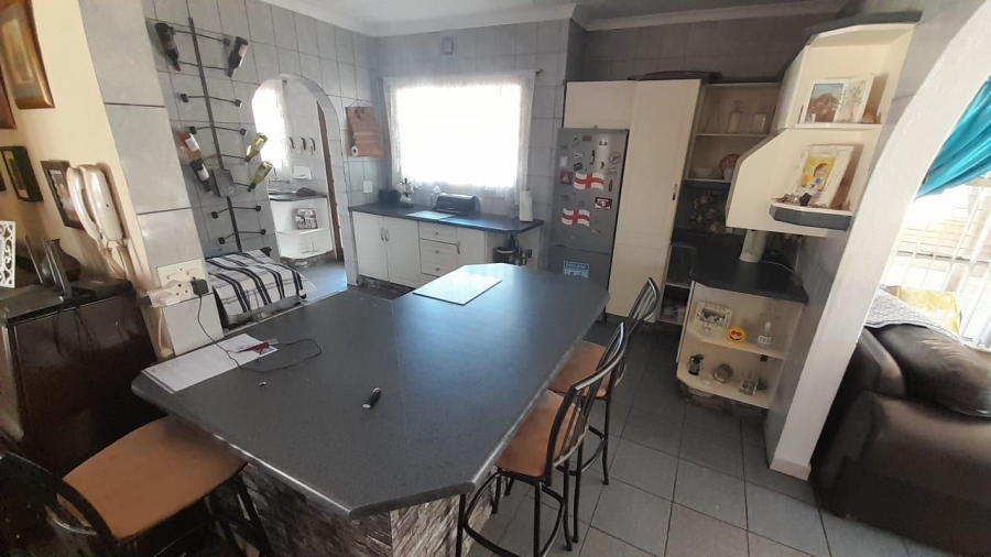 3 Bedroom Property for Sale in Birchleigh North Gauteng