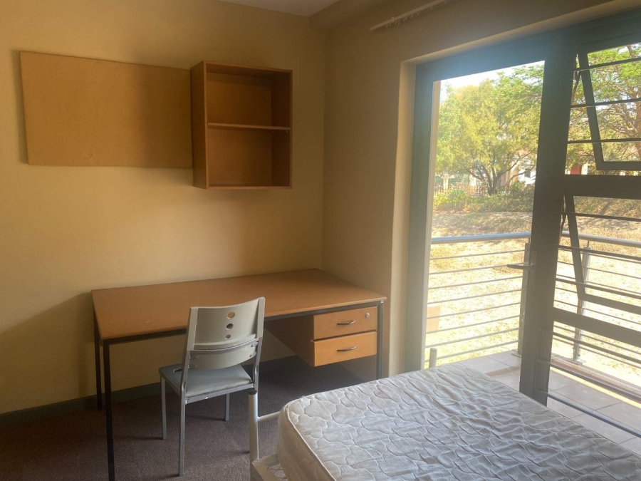 1 Bedroom Property for Sale in Ruimsig Gauteng