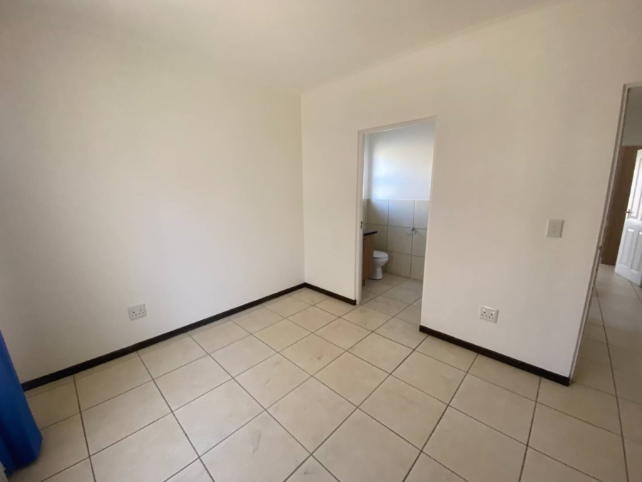 2 Bedroom Property for Sale in Ruimsig Gauteng