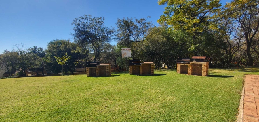 2 Bedroom Property for Sale in Willowbrook Gauteng
