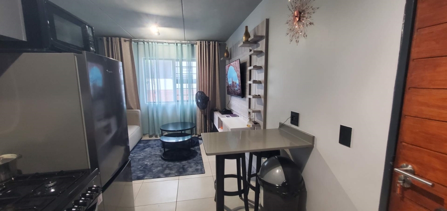 To Let 2 Bedroom Property for Rent in South Hills Gauteng