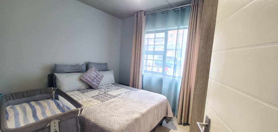 To Let 2 Bedroom Property for Rent in South Hills Gauteng