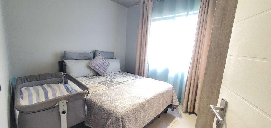 To Let 2 Bedroom Property for Rent in South Hills Gauteng