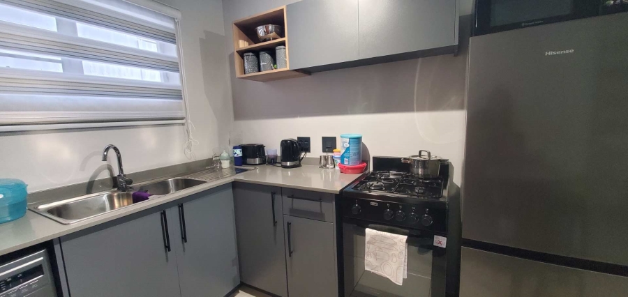 To Let 2 Bedroom Property for Rent in South Hills Gauteng