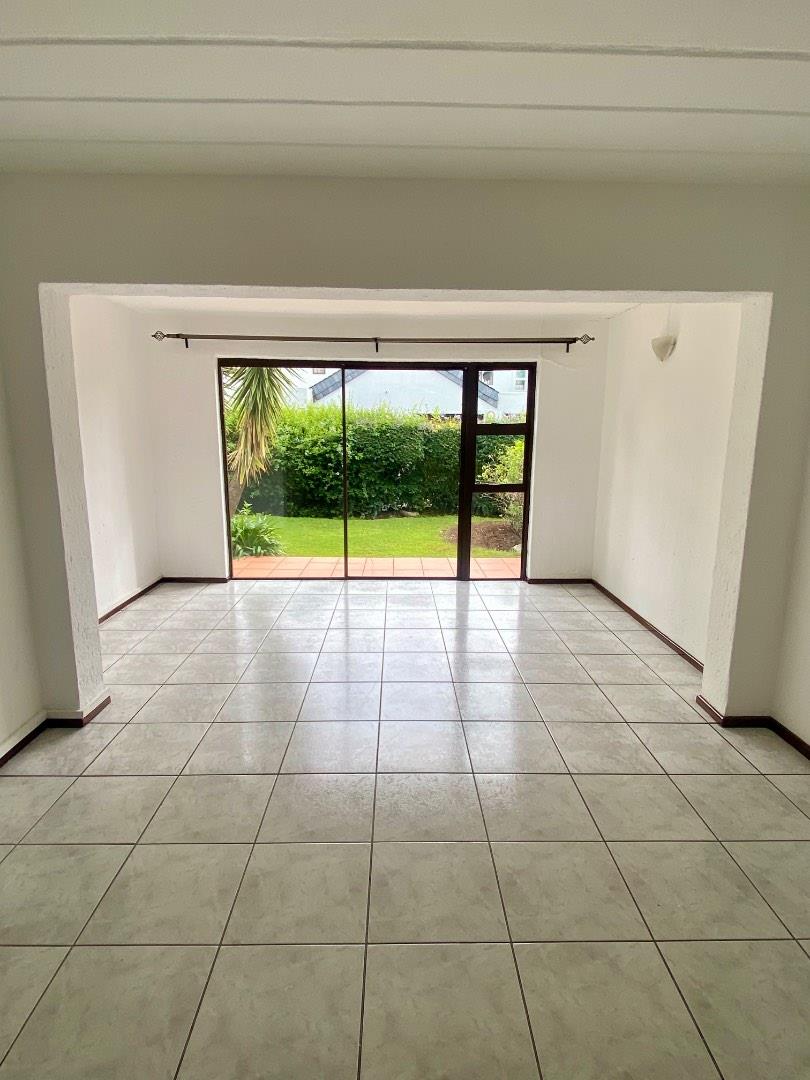 To Let 3 Bedroom Property for Rent in Lakefield Gauteng