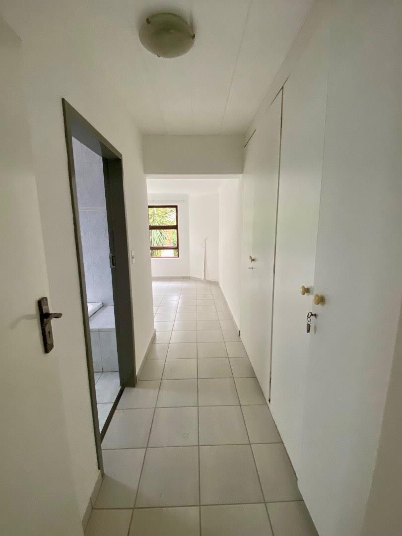 To Let 3 Bedroom Property for Rent in Lakefield Gauteng