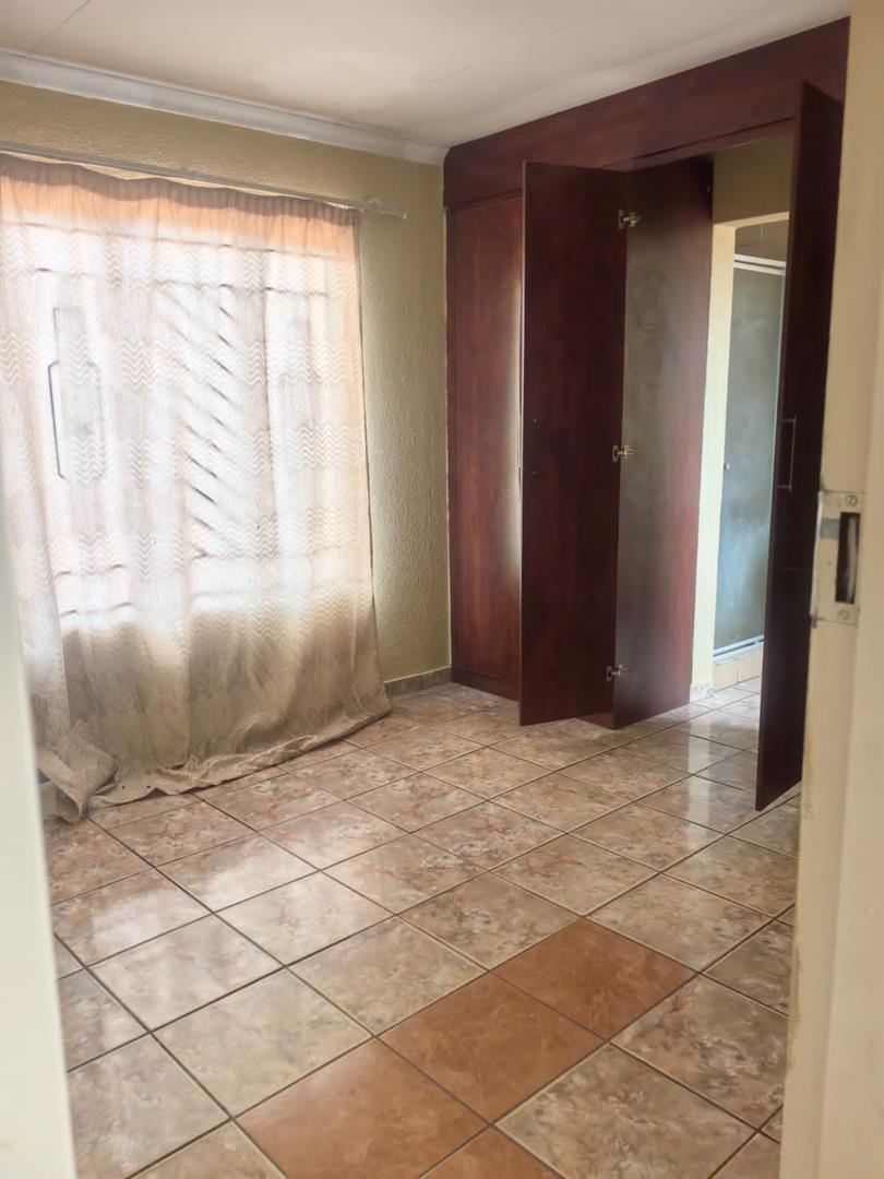 To Let 3 Bedroom Property for Rent in Soshanguve VV Gauteng