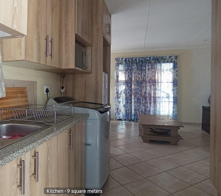 2 Bedroom Property for Sale in Andeon Gauteng