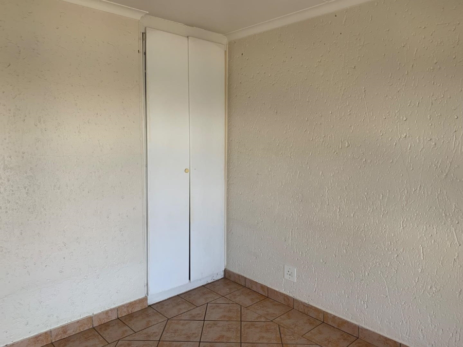 2 Bedroom Property for Sale in Winchester Hills Gauteng